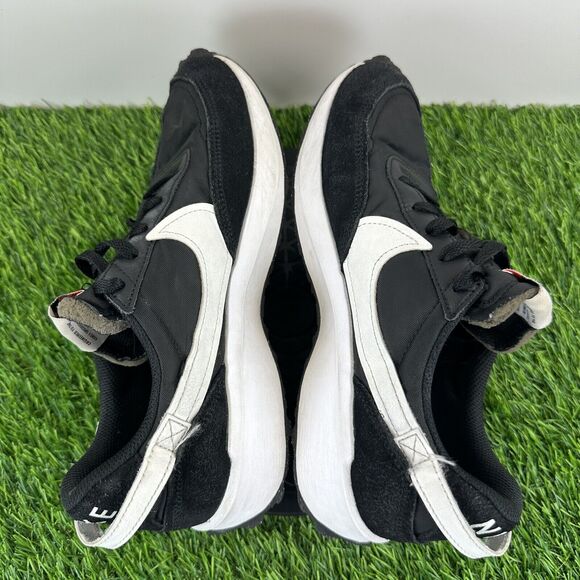 Nike Black Sneakers Classic Style - Picture 5 of 9